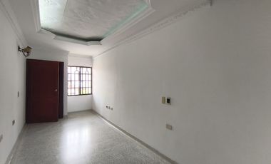 casa en venta en quinta oriental. Cod V13580