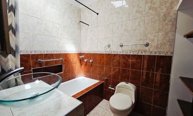 casa en arriendo en ciudad santa barbara. Cod A116036
