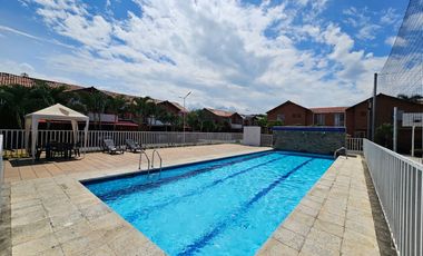 casa en arriendo en ciudad santa barbara. Cod A116036