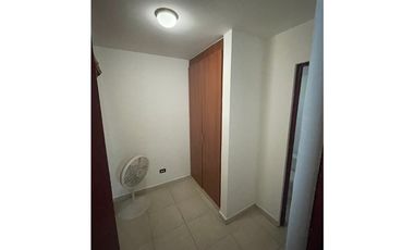 Alquilo apart. Amoblado en Av. Balboa *BV-370*