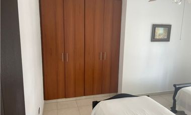 Alquilo apart. Amoblado en Av. Balboa *BV-370*