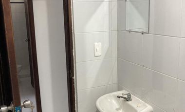 apartamento en arriendo/venta en country club villas. Cod V102011