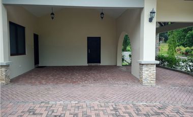 Venta  de Casa en PH Senderos de Cruces, Clayton Ancon