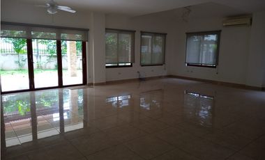 Venta  de Casa en PH Senderos de Cruces, Clayton Ancon