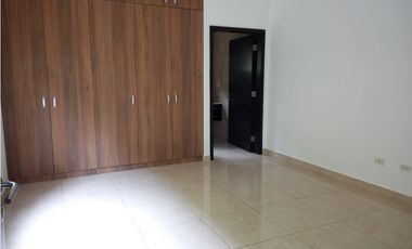 Venta  de Casa en PH Senderos de Cruces, Clayton Ancon