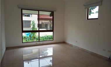 Venta  de Casa en PH Senderos de Cruces, Clayton Ancon
