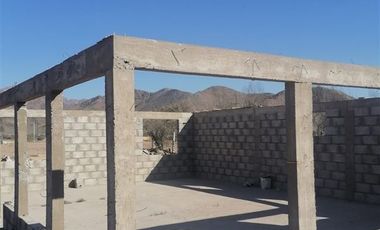 Casa en venta de 4 dorm. enFundo San Juan