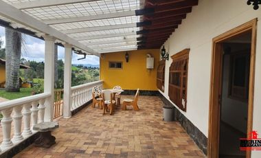 casa campestre en arriendo en vereda la playa. Cod A5513