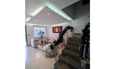 VENDO HERMOSA CASA DUPLEX, 3 ALCOBAS, VILLA SANTOS