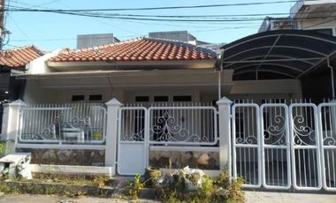 Rumah disewakan di Mulyorejo, Surabaya