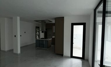 casa en venta en la floresta. Cod V3462