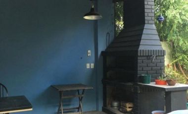 CHALET 3 DORM., ESCRIT., QUINCHO, PARQUE Y COCHERA X 2. Chalet en Venta.