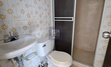 COD. 6301 - SE ARRIENDA APARTAMENTO - BARRIO: COMUNEROS