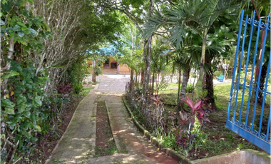 Casa en Cerro Azul Oferta Preciosa casa-venta por viaje