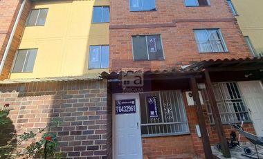 COD. 2178 - SE ARRIENDA CASA - BARRIO: PALOMITAS