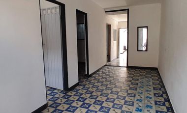casa en arriendo en carlos martinez. Cod A34813