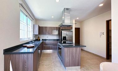 Residencia desde 340m2 de superficie con acceso a la casa Club más grande de Metepec