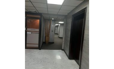SE ALQUILA OFICINA  EN BELLA VISTA  ZONA BANCARIA - I.G.