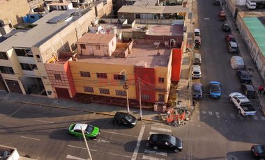 ¡Gran Oportunidad de Inversión en el Corazón de El Recreo – Esquina Estratégica para Desarrollo Inmobiliario!

Se vende casa en esquina ubicada en l