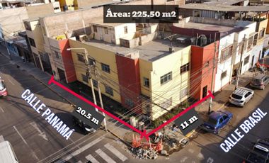 ¡Gran Oportunidad de Inversión en el Corazón de El Recreo – Esquina Estratégica para Desarrollo Inmobiliario!

Se vende casa en esquina ubicada en l