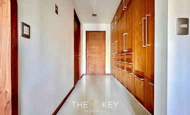 Casa en venta de 5 dorm, piscina, jardin. En Villarrica