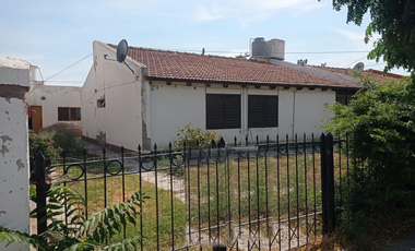 CASA CON DEPARTAMENTO EN VENTA - ALLEN - RIO NEGRO