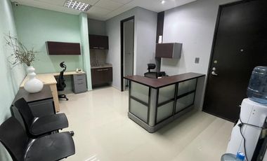 oficina en arriendo en via 40. Cod A88327
