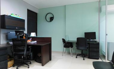 oficina en arriendo en via 40. Cod A88327