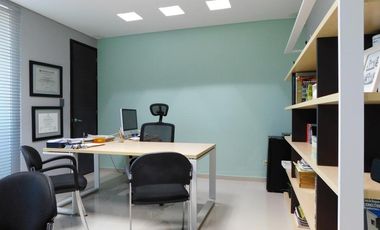 oficina en arriendo en via 40. Cod A88327