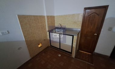 COD. 4764 - SE ARRIENDA LOCAL - BARRIO: SAN MIGUEL