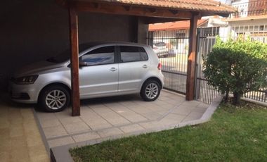 IMPECABLE CASA DE 3 AMB