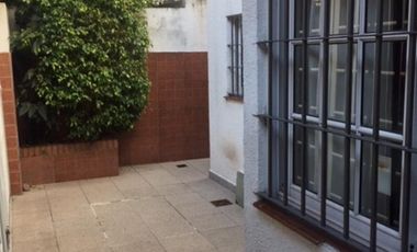 IMPECABLE CASA DE 3 AMB