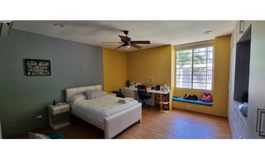 SE VENDE CASA EN LLANOS DE CURUNDU