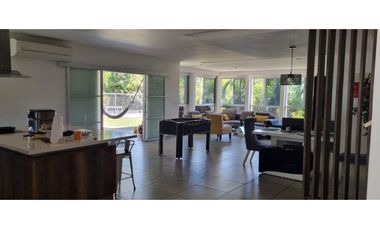 SE VENDE CASA EN LLANOS DE CURUNDU