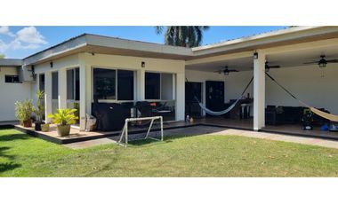 SE VENDE CASA EN LLANOS DE CURUNDU