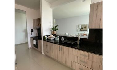 SE VENDE APARTAMENTO EN EL RECREO DE MONTERA