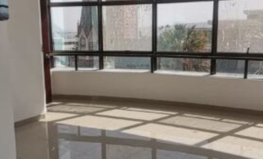 Arriendo excelente oficina central, instituciones, Arica.