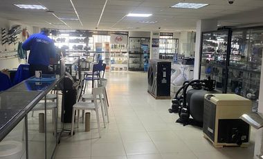 edificio en arriendo en el lago. Cod A70061