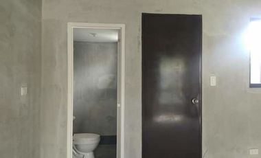 AFFORDABLE ROWHOUSE BA HANAP MO?? 2K PLUS LANG MONTHLY