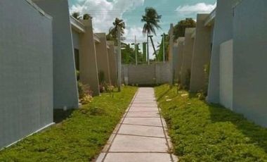 AFFORDABLE ROWHOUSE BA HANAP MO?? 2K PLUS LANG MONTHLY