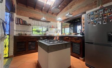 CASA FINCA RÚSTICA ENTRE COPACABANA Y GIRARDOTA