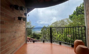 CASA FINCA RÚSTICA ENTRE COPACABANA Y GIRARDOTA