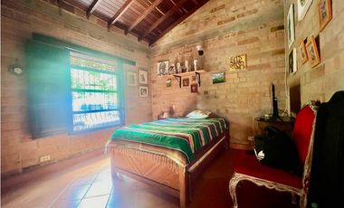 CASA FINCA RÚSTICA ENTRE COPACABANA Y GIRARDOTA