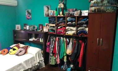 Casa para 2 Familias en venta en Wilde Oeste