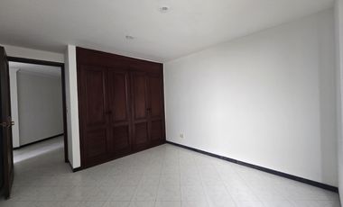 apartamento en venta en el refugio. Cod V8487258
