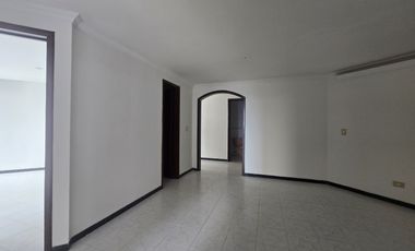 apartamento en venta en el refugio. Cod V8487258