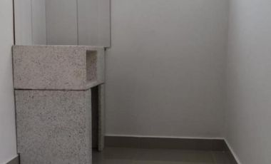 apartamento en venta en k 8 los patios. Cod V1624