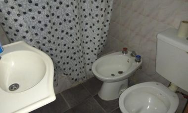 Casa PH en venta en Moron Sur