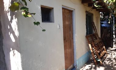 Casa con Departamento en venta en Burzaco Este