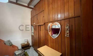 casa con local comercial